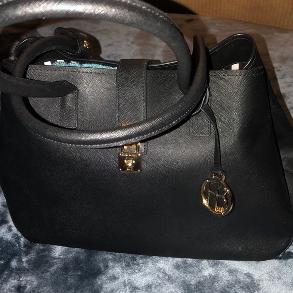 🤗Henri Bendel - Picture 5 of 7